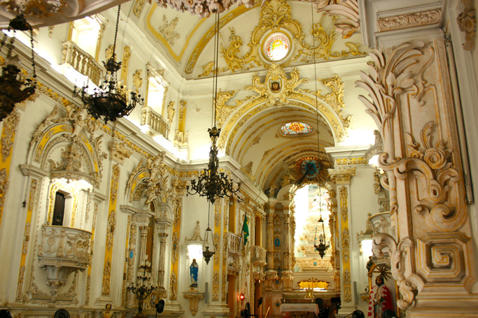 Interior da Igreja Santa Cruz dos Militares - Rio de janeiro